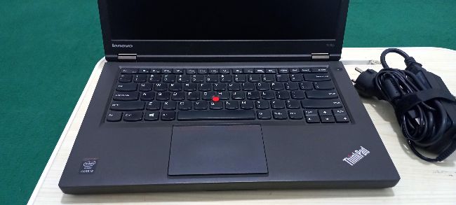 Lenovo Thinkpad cor i5