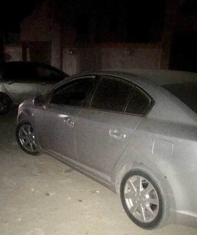 Avensis  مديونة اتواقطها تامين ماعندها اي مشكلة2011