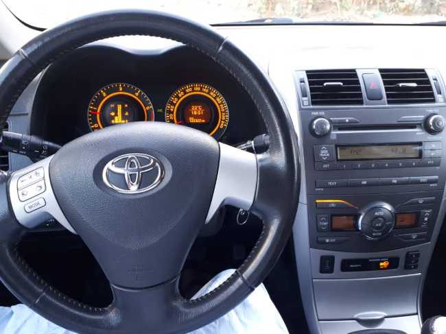 Toyota corolla 2008 5 vitsse 