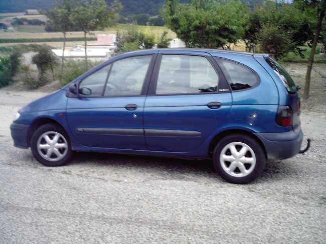 Renault Scenic Nouveau Model