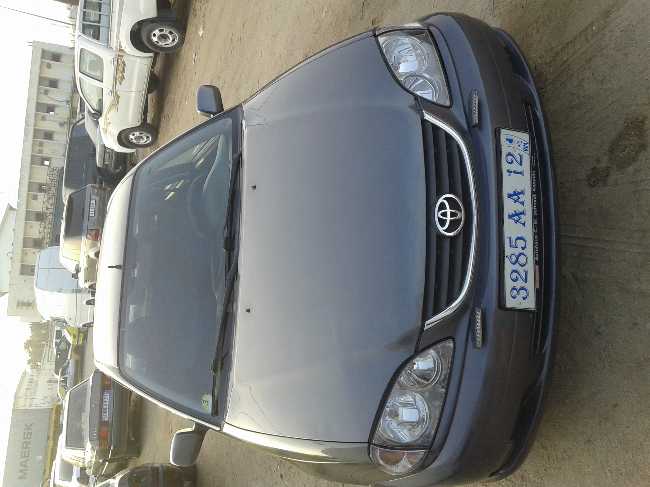 بيع avensis attika