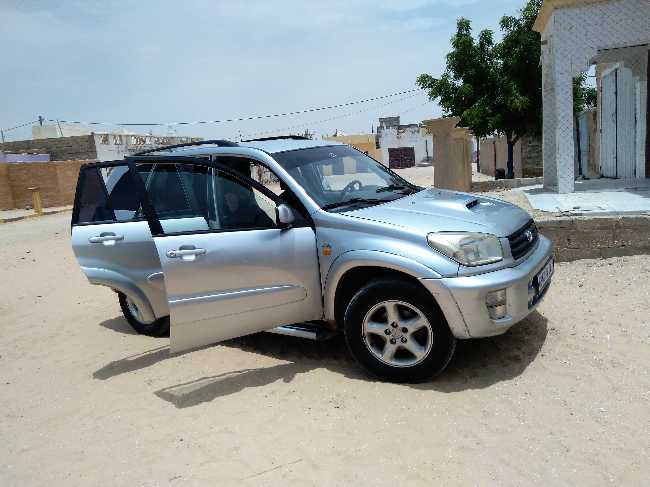 Rav4 زينة وباردة ولاتطلص وتقبل البديلة بش زين