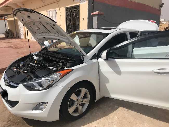 Hyundai Elantra 2013