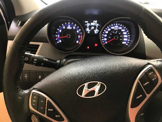 Hyundai Elantra 2013