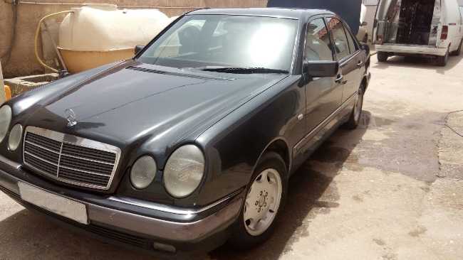 MERCEDES ELEGANCE 300 D