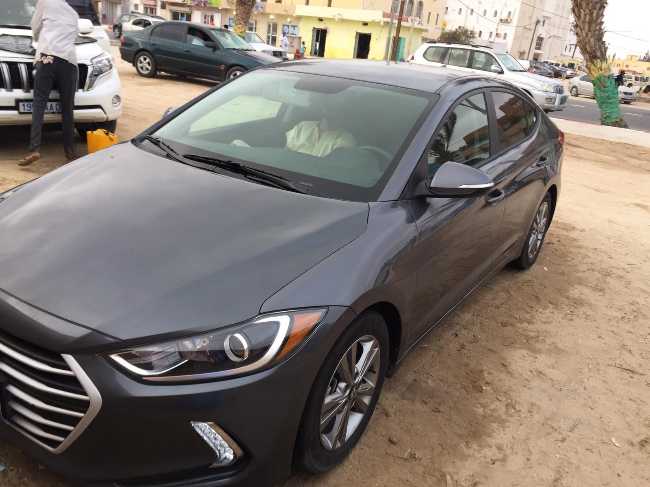 Hyundai 2017 elantra essence mavet oura9met jedid 