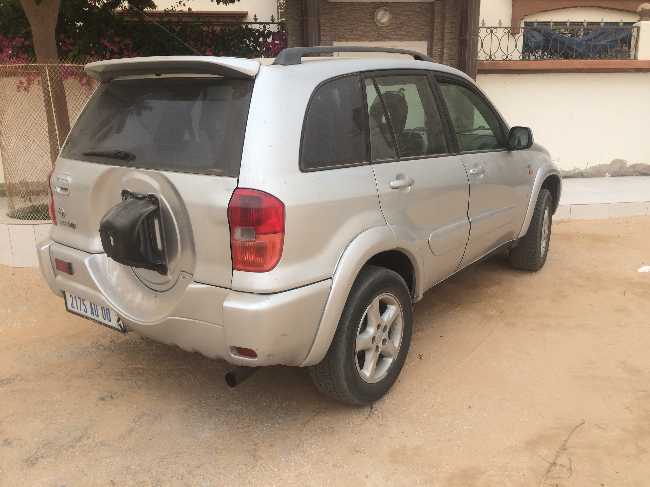 Toyota Rav4  2 003