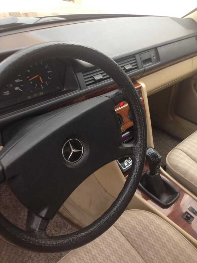 mercedes 200