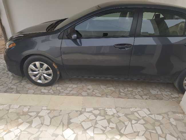 Toyota Corolla LE 2014 Essence boite automatique