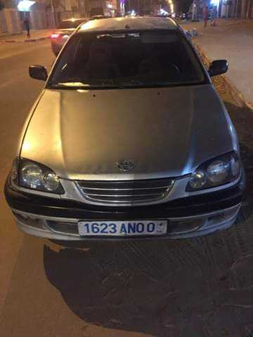 Avensis 5porte zeine