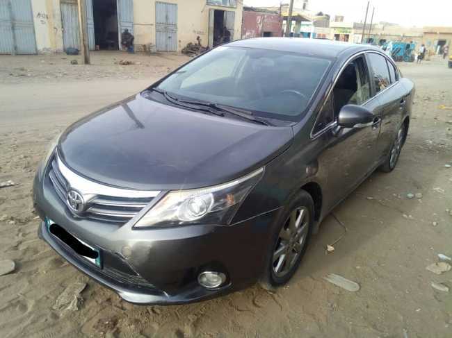 AVENSIS MODEL 2013 GASOIL