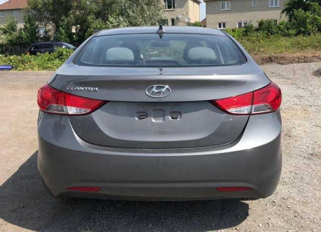 Hyundai elantra