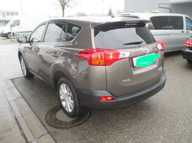 RAV 4 2015 