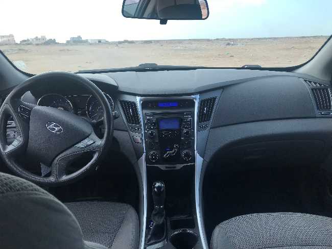 hyundai  Sonata 2012