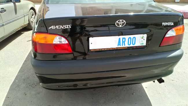 Avensis 2.0