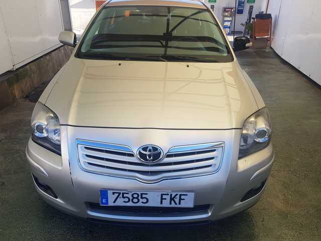 Avensis d4d propre  نظيف d4dافنسيس 