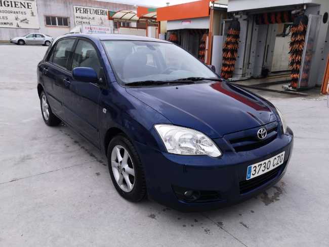 TOYOTA COROLLA TOUT NEUF