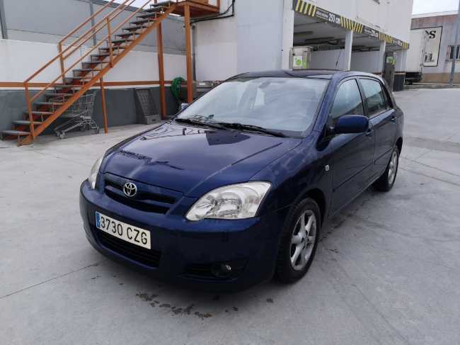 TOYOTA COROLLA TOUT NEUF