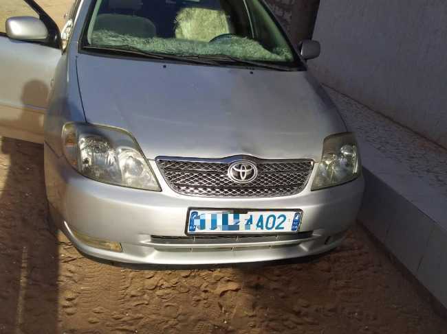 Toyota corolla silver 2003