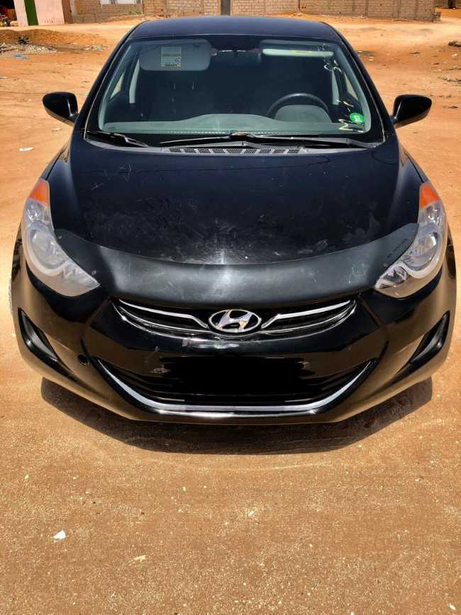  Hyundai Elantra 2013