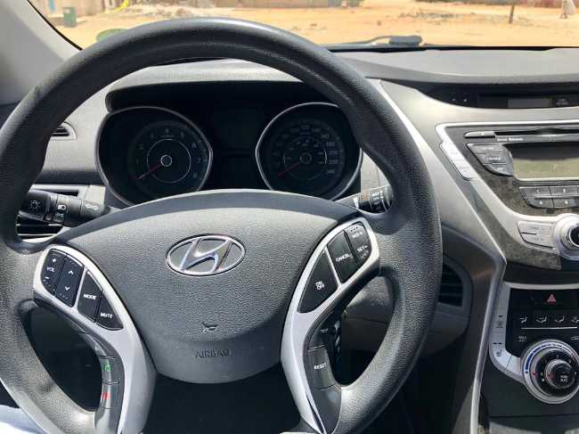  Hyundai Elantra 2013