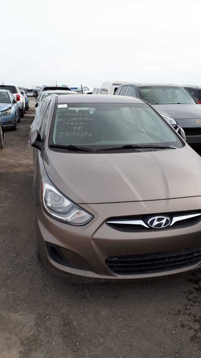 Hyundai accent 2012