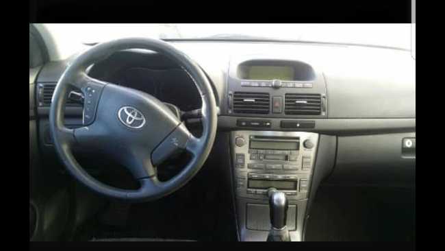 Toyota avensis 2005