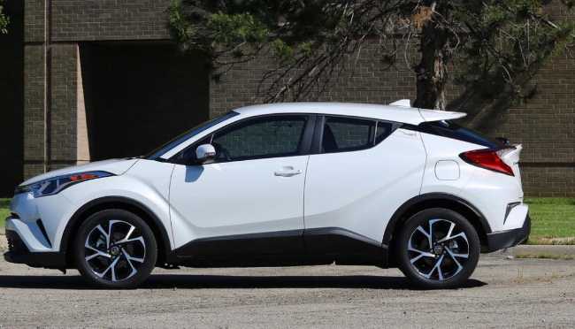 Toyota C-HR XLE 2017 29000 km