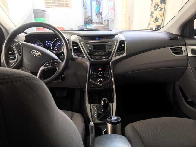 HYUNDAI ELANTRA 2015