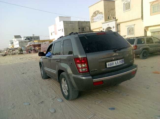 Jeep نظيفه