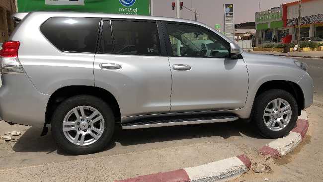 TOYOTA PRADO 