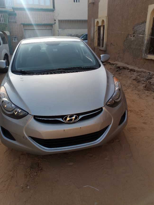 Hyundai elantra 