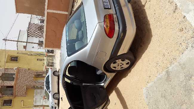 avensis 2.0 أفانسيس