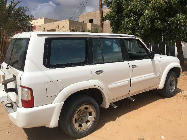 Nissane TD 42 نظيفة مزالت