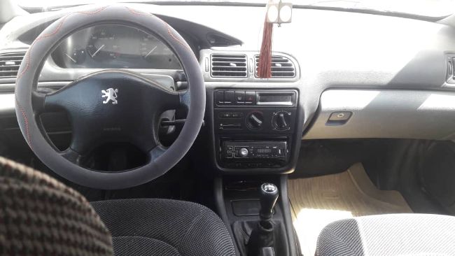 Peugeot 406 simple mekinethe zeine diwoinetha char3iye