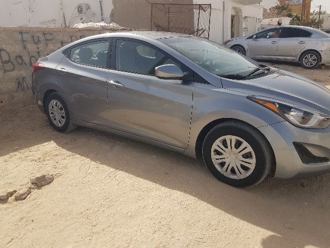 HYUNDAI ELANTRA 2016 Essence Automatique 