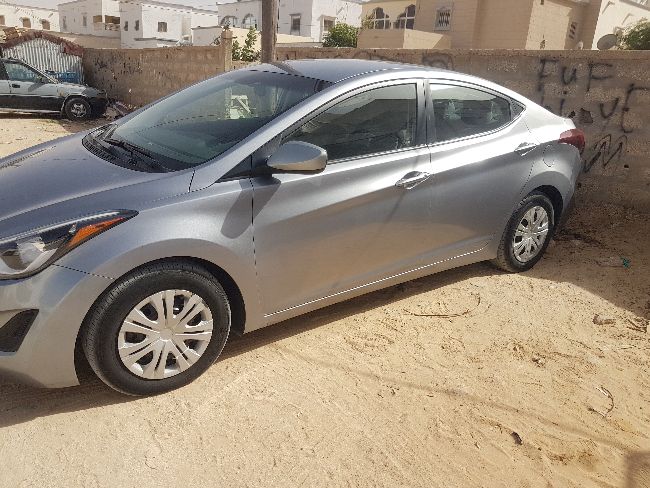 HYUNDAI ELANTRA 2016 Essence Automatique 