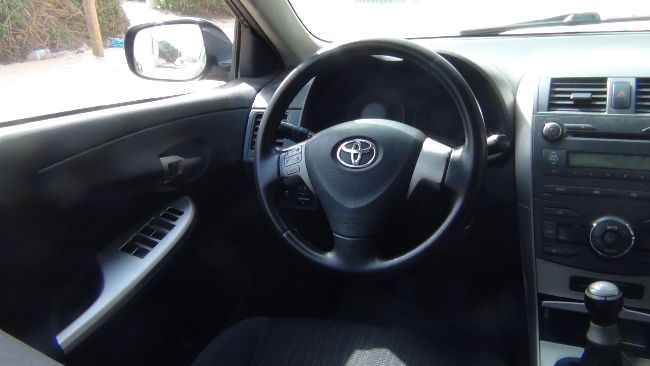 TOYOTA COROLLA  GASOI 5 VITESSES AA07 جديدة مزالت فرصة