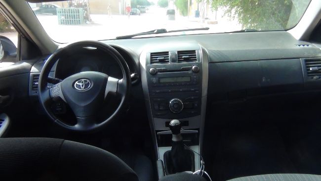 TOYOTA COROLLA  GASOI 5 VITESSES AA07 جديدة مزالت فرصة