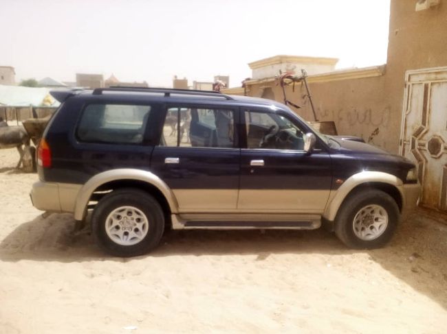 Mitsubishi pajero 4×4 مونطر