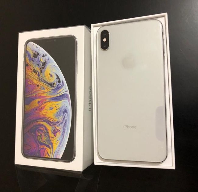 Xs max silver фото