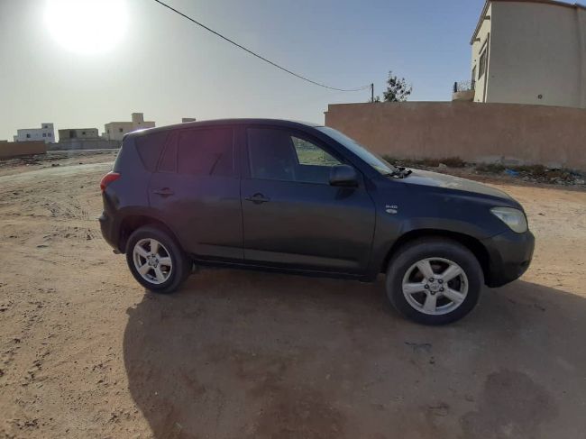 Rav4 .  STAR. MODEL 2007 كازوال . 6 فيتس