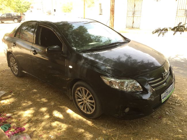 Corolla 2008 5 vitesse AA 03 en tre bon etat فرصة