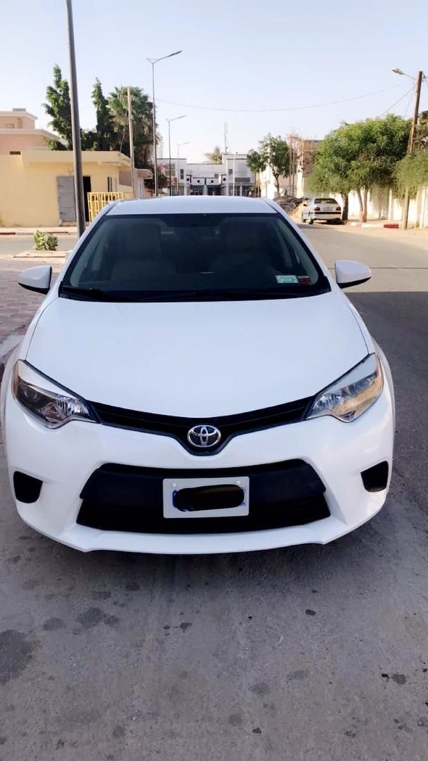 Toyota Corolla LE 2016 