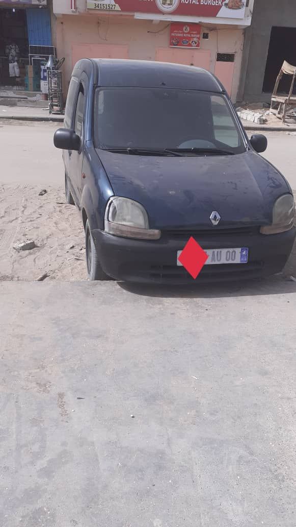 Renault kangoo en bon état كانجو بحالة جيدة