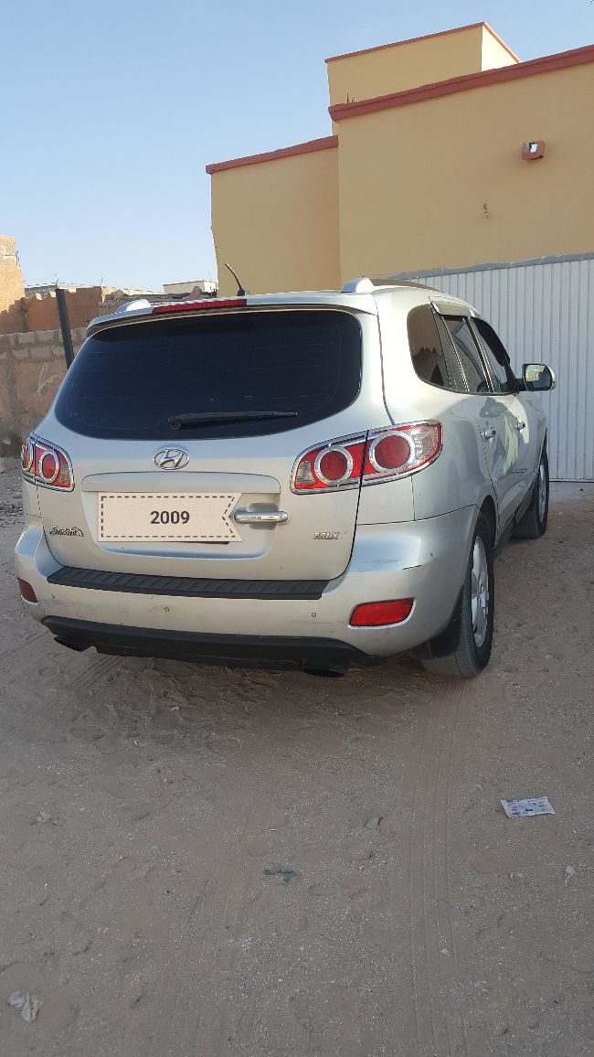 سيارة زينة للجادين فقط Hyundai Santa Fe