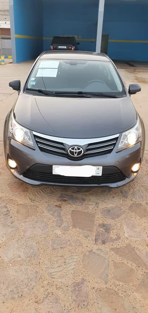 Avensis (غير مرقمة)