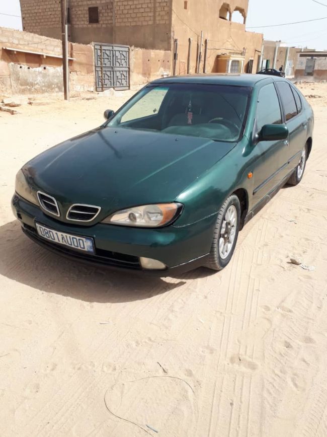 Nissan Primera P11 moteur arrivage simple en très bon 