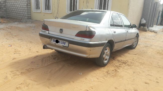 Peugeot 406