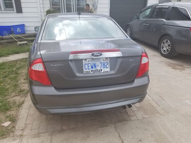 Voiture venant du CANADA Ford